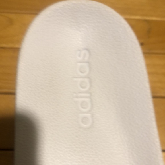 Mens size 12 adidas slides - Picture 2 of 6